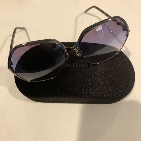 TOM FORD SUNGLASS - Picture 3 of 8